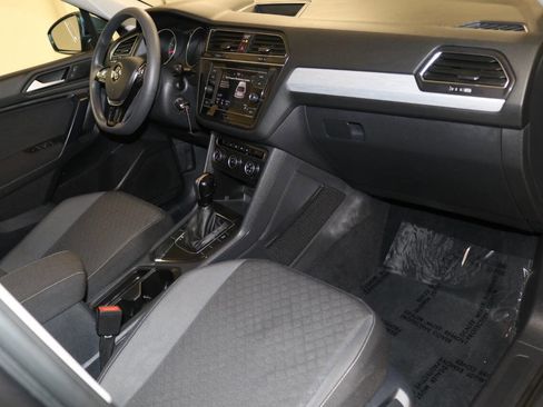 Used 2021 Volkswagen Tiguan S image 67