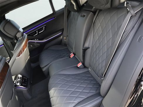 New 2026 Mercedes-Benz S 580 4MATIC Sedan image 24