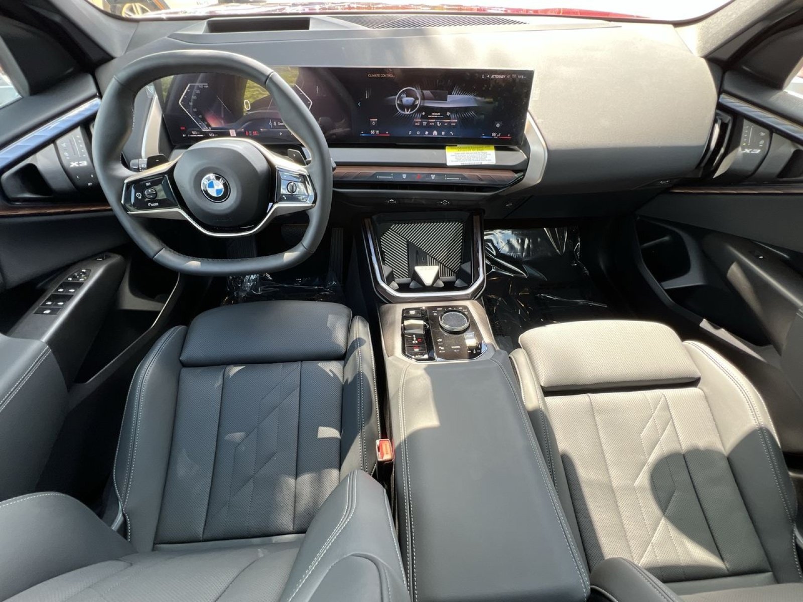 Used 2025 BMW X3 xDrive30i w/ Premium Package AWD/4WD image 32