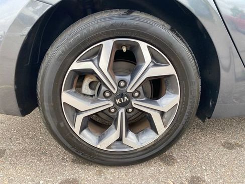 Used 2019 Kia Forte LXS FWD image 37