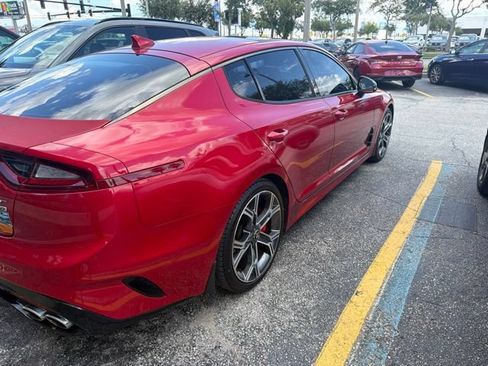 Used 2018 Kia Stinger GT2 AWD/4WD image 6