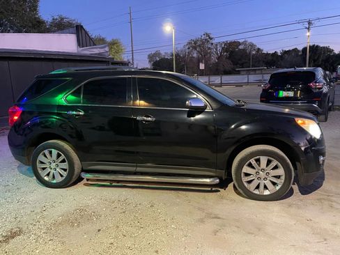 Used 2010 Chevrolet Equinox LT w/ Chrome Appearance Package image 4