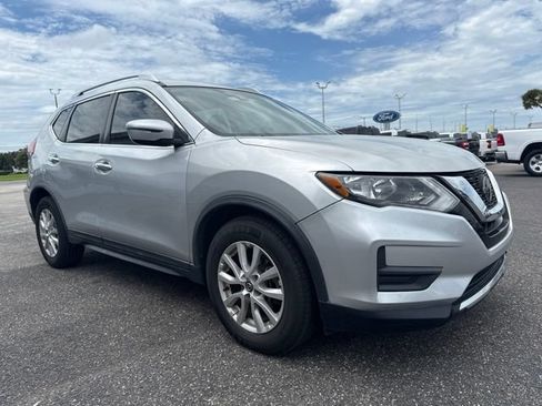 Used 2020 Nissan Rogue SV FWD image 6