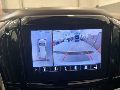 Used 2021 Chevrolet Traverse Premier w/ LPO, Floor Liner Package image 28