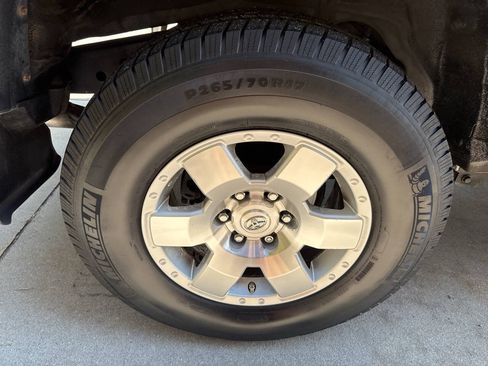 Used 2008 Toyota FJ Cruiser 4WD image 30
