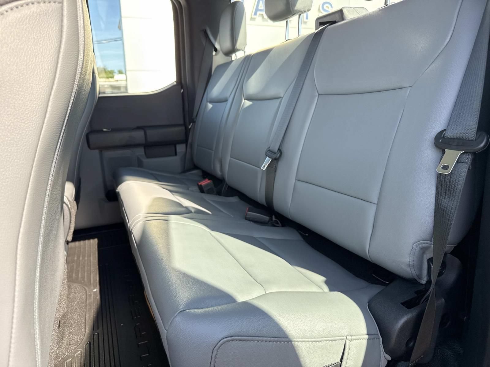 New 2026 Ford F550 4x4 SuperCab Super Duty image 11
