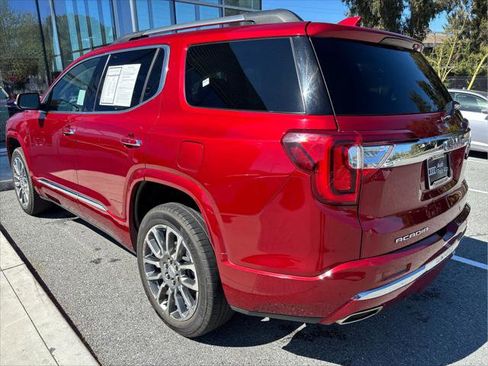 Used 2023 GMC Acadia Denali image 4