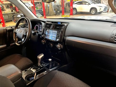 Used 2024 Toyota 4Runner TRD Off-Road image 14