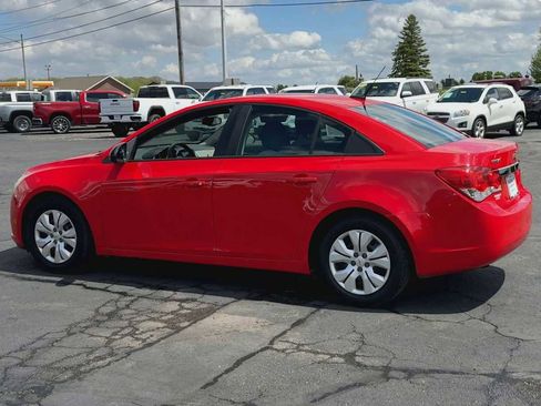 Used 2014 Chevrolet Cruze LS FWD image 6