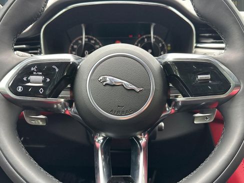 New 2025 Jaguar F-PACE R-Dynamic S image 16