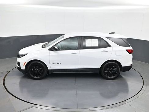 Used 2024 Chevrolet Equinox LS w/ LS Convenience Package image 20