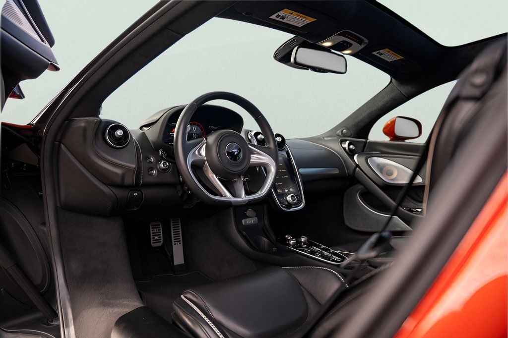 Used 2023 McLaren GT RWD image 36