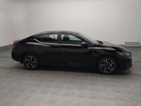Used 2024 Nissan Sentra SV FWD image 11