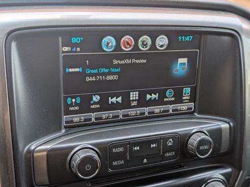 Used 2018 Chevrolet Silverado 1500 LT w/ LT Convenience Package RWD image 29