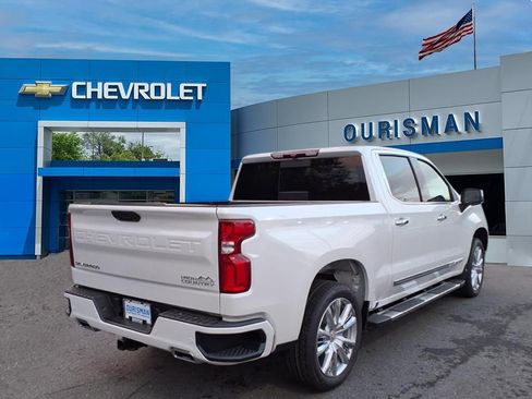 Certified 2023 Chevrolet Silverado 1500 High Country w/ High Country Premium Package AWD/4WD image 3