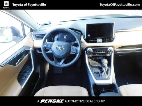 Used 2025 Toyota RAV4 XLE FWD image 6