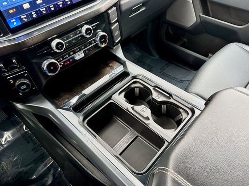 Certified 2024 Ford F350 Lariat w/ Chrome Package image 22