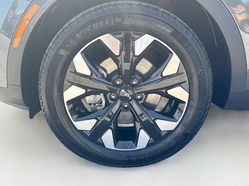 Certified 2023 Kia Sportage X-Line w/ X-Line Premium Package AWD/4WD image 35