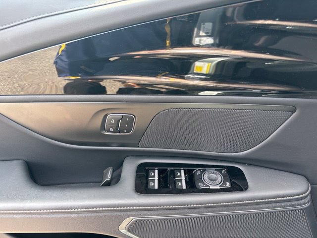 New 2026 Lincoln Nautilus Premier w/ Jet Appearance Package AWD/4WD image 14