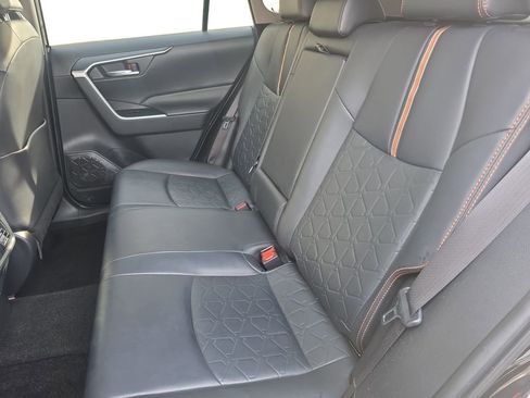 Used 2019 Toyota RAV4 Adventure image 13