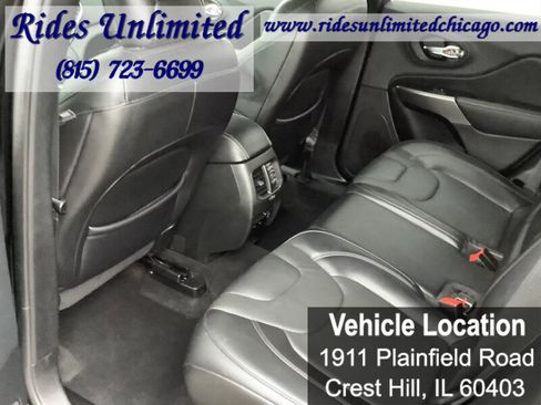 Used 2019 Jeep Cherokee Limited AWD/4WD image 29