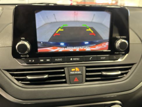 Used 2023 Nissan Altima 2.5 S FWD image 35