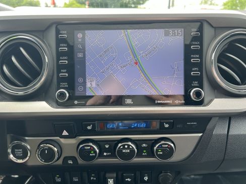 Used 2022 Toyota Tacoma Limited w/ Nightshade Package AWD/4WD image 20
