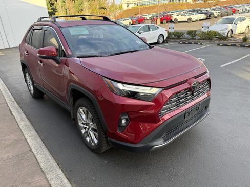 Used 2025 Toyota RAV4 Limited w/ Advanced Technology Package image 7