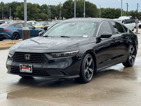 Used 2024 Honda Accord Sport image 10