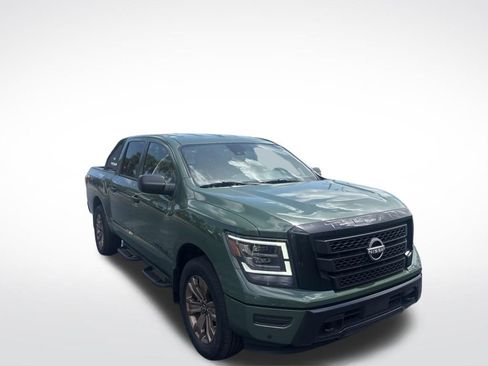 Certified 2024 Nissan Titan SV w/ SV Bronze Edition Package image 2