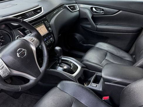 Used 2015 Nissan Rogue SL w/ SL Premium Package AWD/4WD image 13