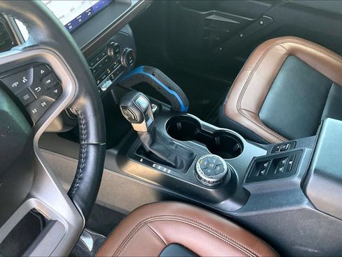Used 2022 Ford Bronco Outer Banks AWD/4WD image 15