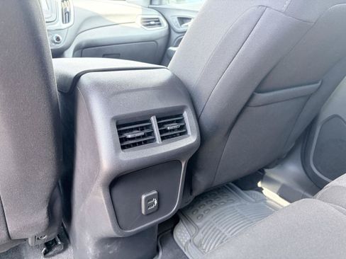 Used 2022 Chevrolet Equinox LT AWD/4WD image 20