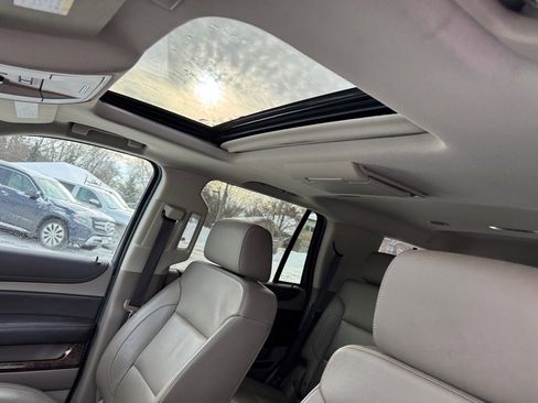 Used 2017 Chevrolet Tahoe LT w/ LT Signature Package image 36