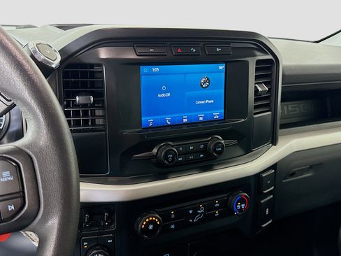 Used 2022 Ford F150 XL w/ Trailer Tow Package image 18