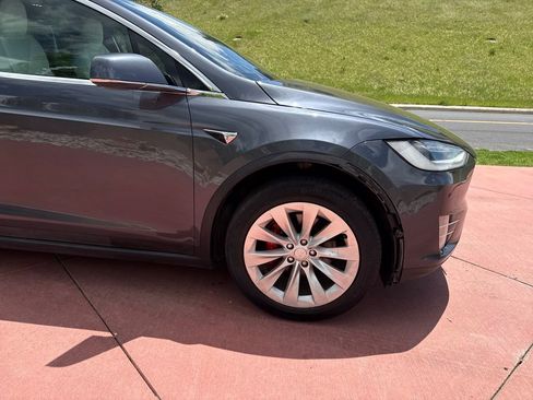 Used 2020 Tesla Model X Performance AWD/4WD image 34