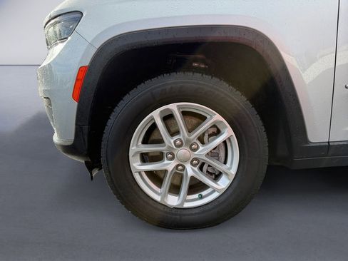 Certified 2022 Jeep Grand Cherokee L Laredo w/ Luxury Tech Group I image 10