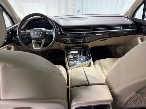 Used 2017 Audi Q7 3.0T Premium Plus AWD/4WD image 3