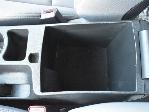 Used 2012 Hyundai Elantra GLS w/ Preferred Pkg 3 image 27