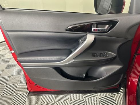 Used 2024 Mitsubishi Eclipse Cross SE AWD/4WD image 17