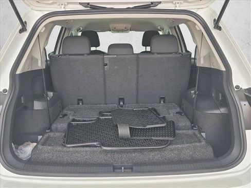 Used 2021 Volkswagen Tiguan S FWD image 6
