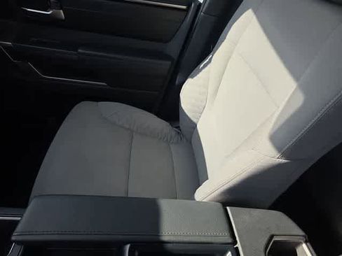 Used 2025 Toyota Tundra SR5 AWD/4WD image 40