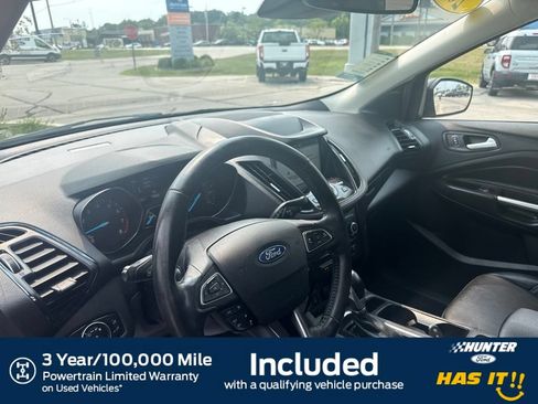 Used 2019 Ford Escape Titanium FWD image 2