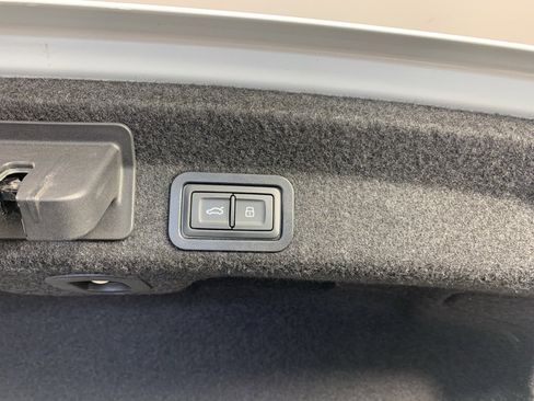 Used 2021 Audi A6 3.0T Prestige w/ Prestige Package image 37