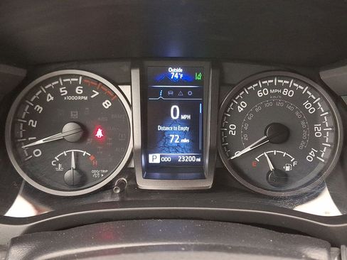 Used 2022 Toyota Tacoma TRD Off-Road w/ Technology Package AWD/4WD image 19