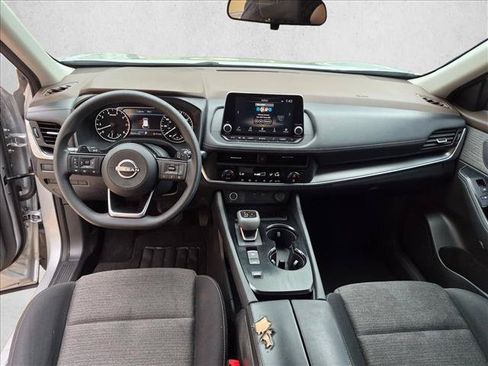 Used 2023 Nissan Rogue SV FWD image 17
