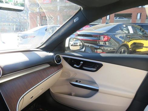 Used 2024 Mercedes-Benz C 300 4MATIC Sedan image 15