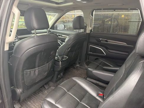 Used 2020 Kia Telluride EX w/ EX Premium Package image 15