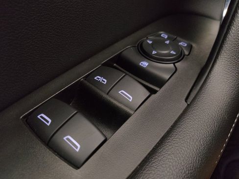 Used 2024 Chevrolet Blazer LT w/ Convenience Package FWD image 27