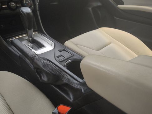 Used 2020 Subaru Impreza 2.0i AWD/4WD image 26